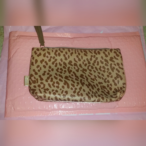 NEW Ipsy November 2019 Glambag Makeup Travel Pouch NWOT - Picture 2 of 6
